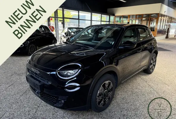 1.2 Hybrid Urban | LED | 360 Camera | CarPlay | BTW | Clima |