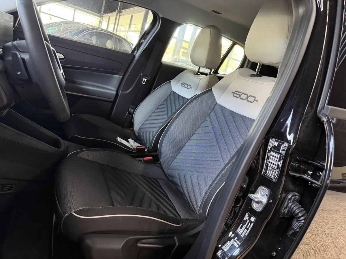 1.2 Hybrid Urban | LED | 360 Camera | CarPlay | BTW | Clima |