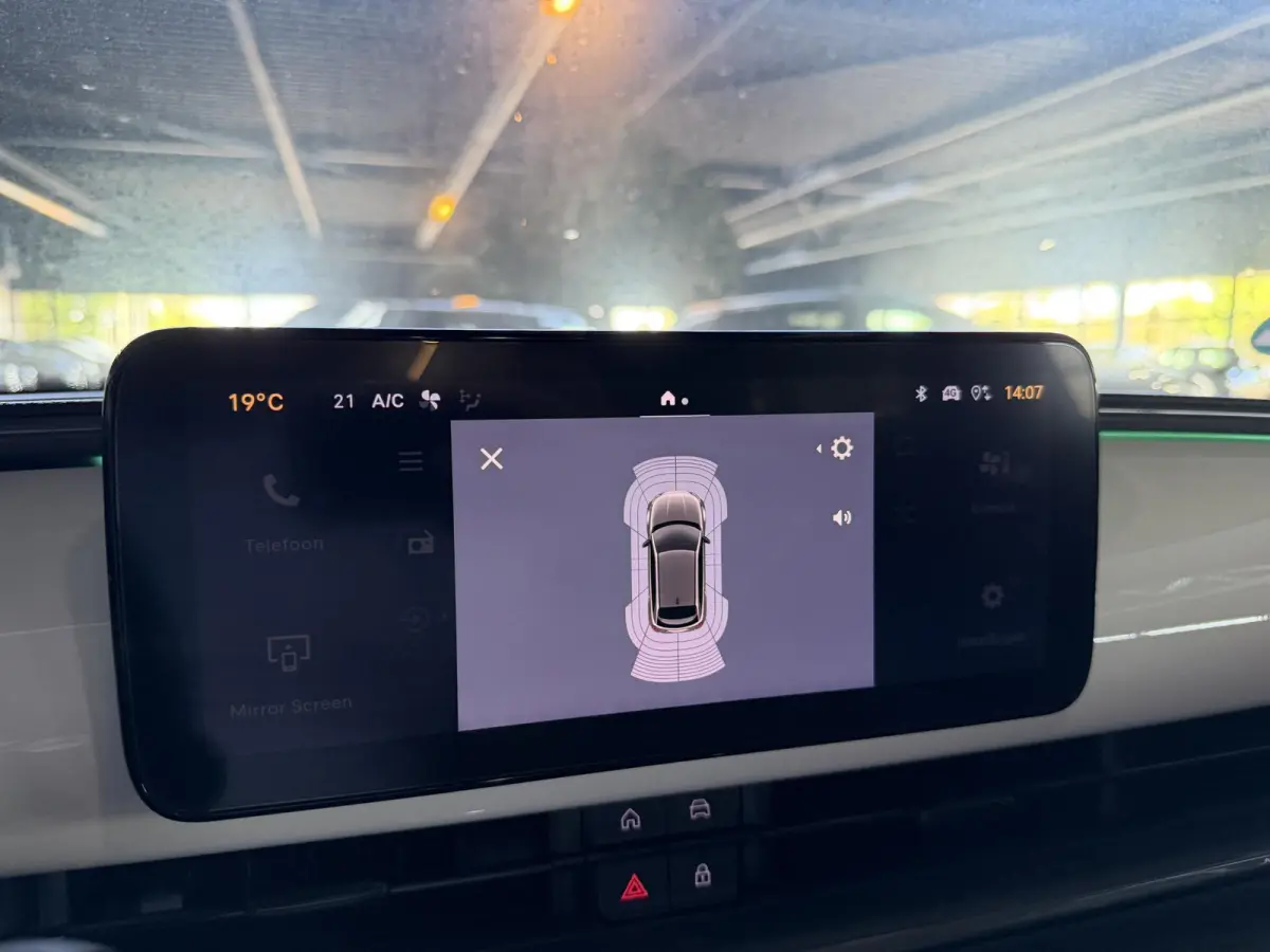 1.2 Hybrid Urban | LED | 360 Camera | 8.000KM | CarPlay | Clima | BTW |
