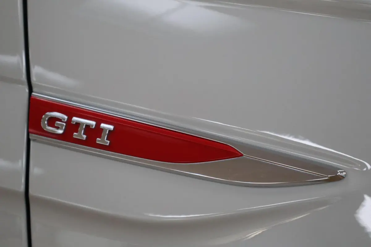 GTI 2.0 TSI DSG | 207 PK | 10.889 km | Ascot Grau