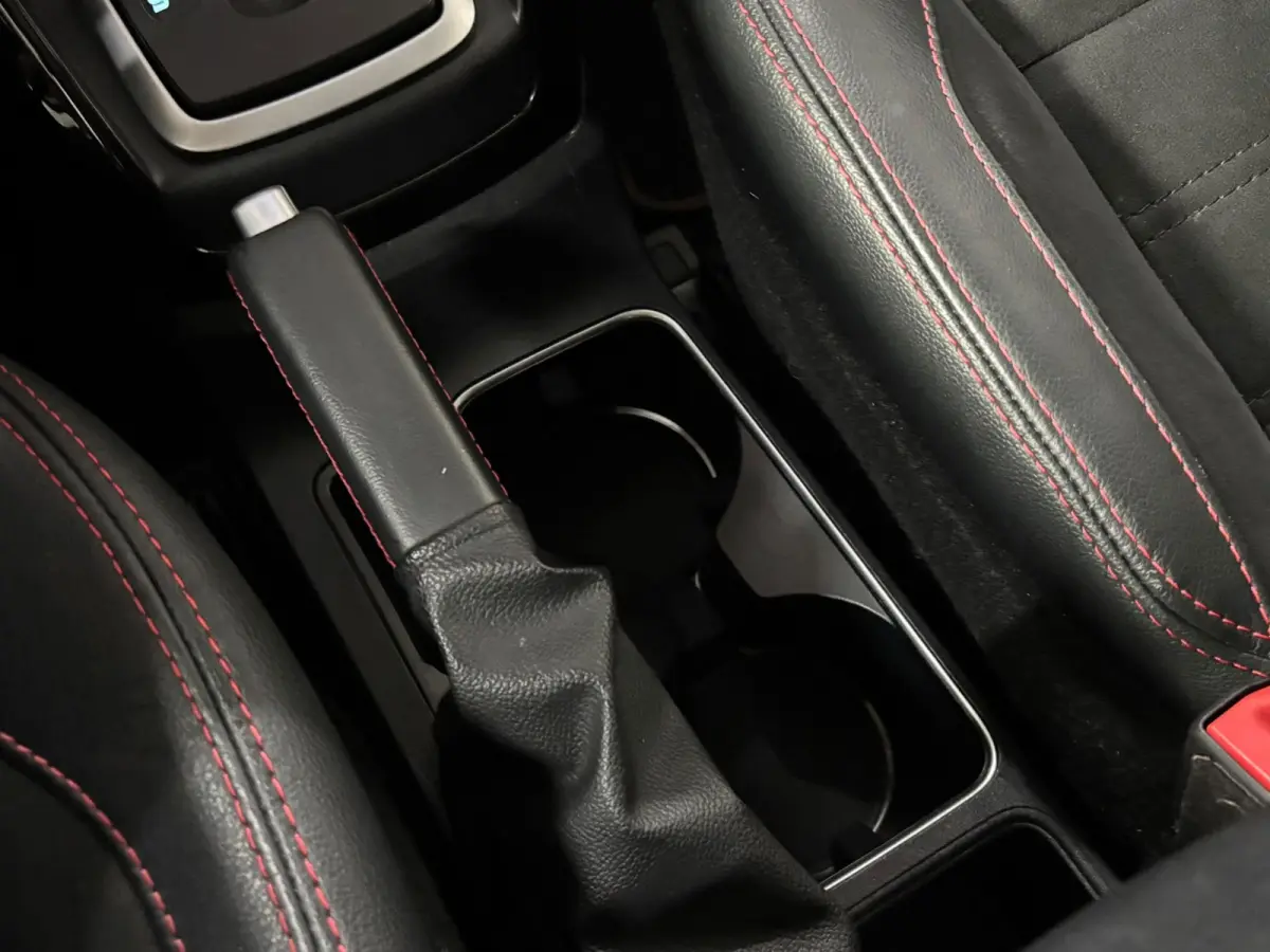 1.0 EcoBoost ST-Line Black - Keyless - Camera - Automaat