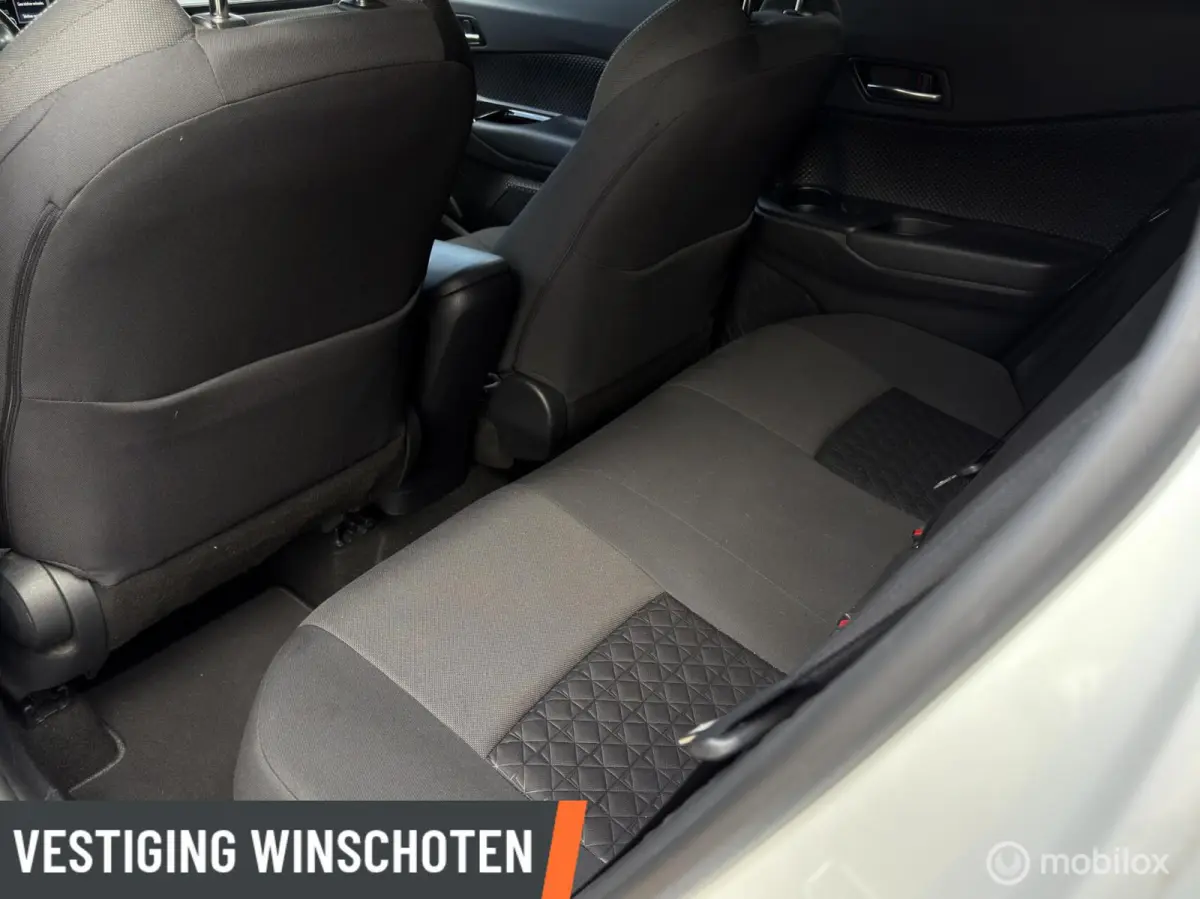 1.8 Hybrid Dynamic | Stoel/Stuurverwarming | Camera | LM Velgen | Cruise | Led |