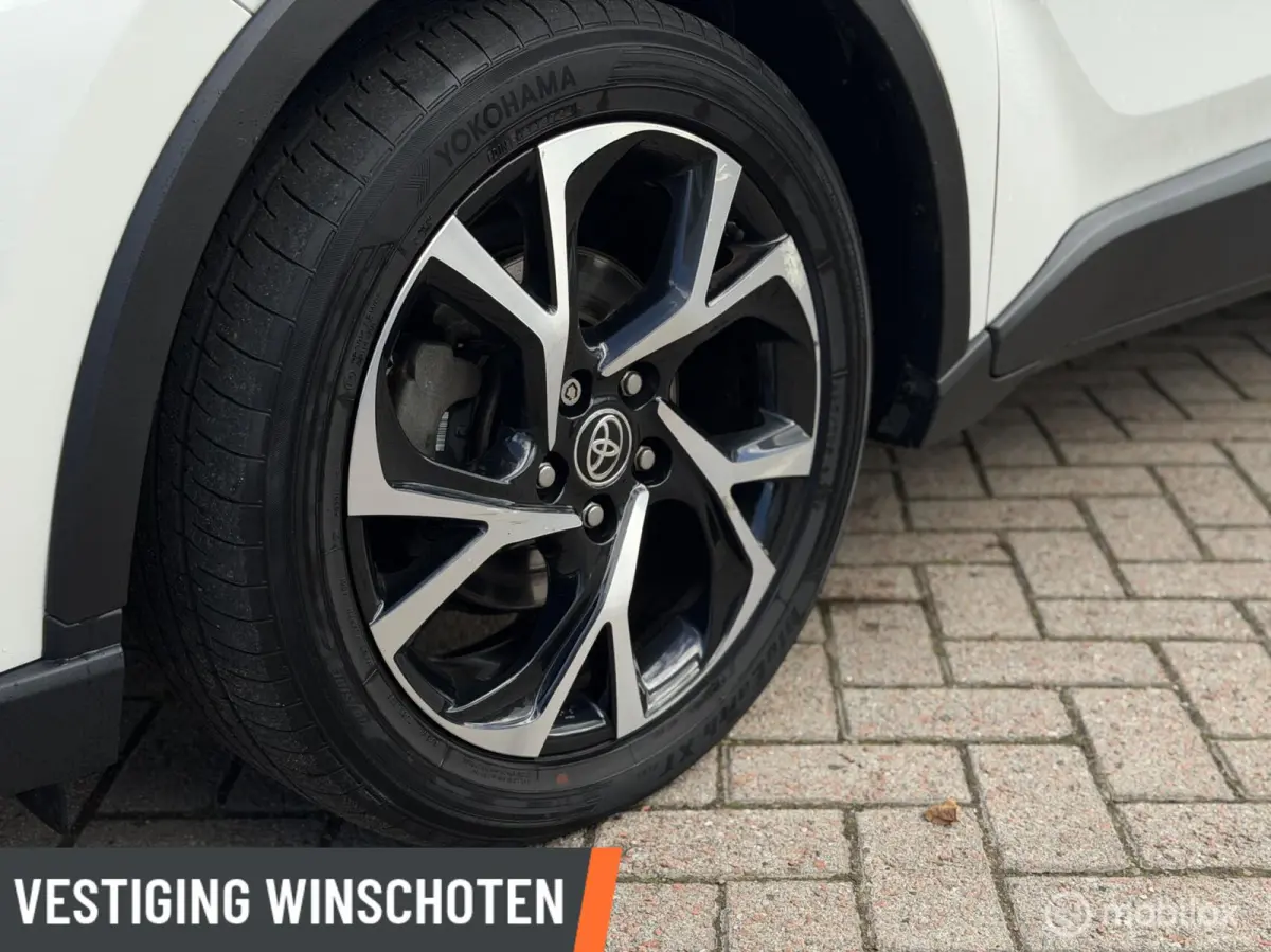 1.8 Hybrid Dynamic | Stoel/Stuurverwarming | Camera | LM Velgen | Cruise | Led |