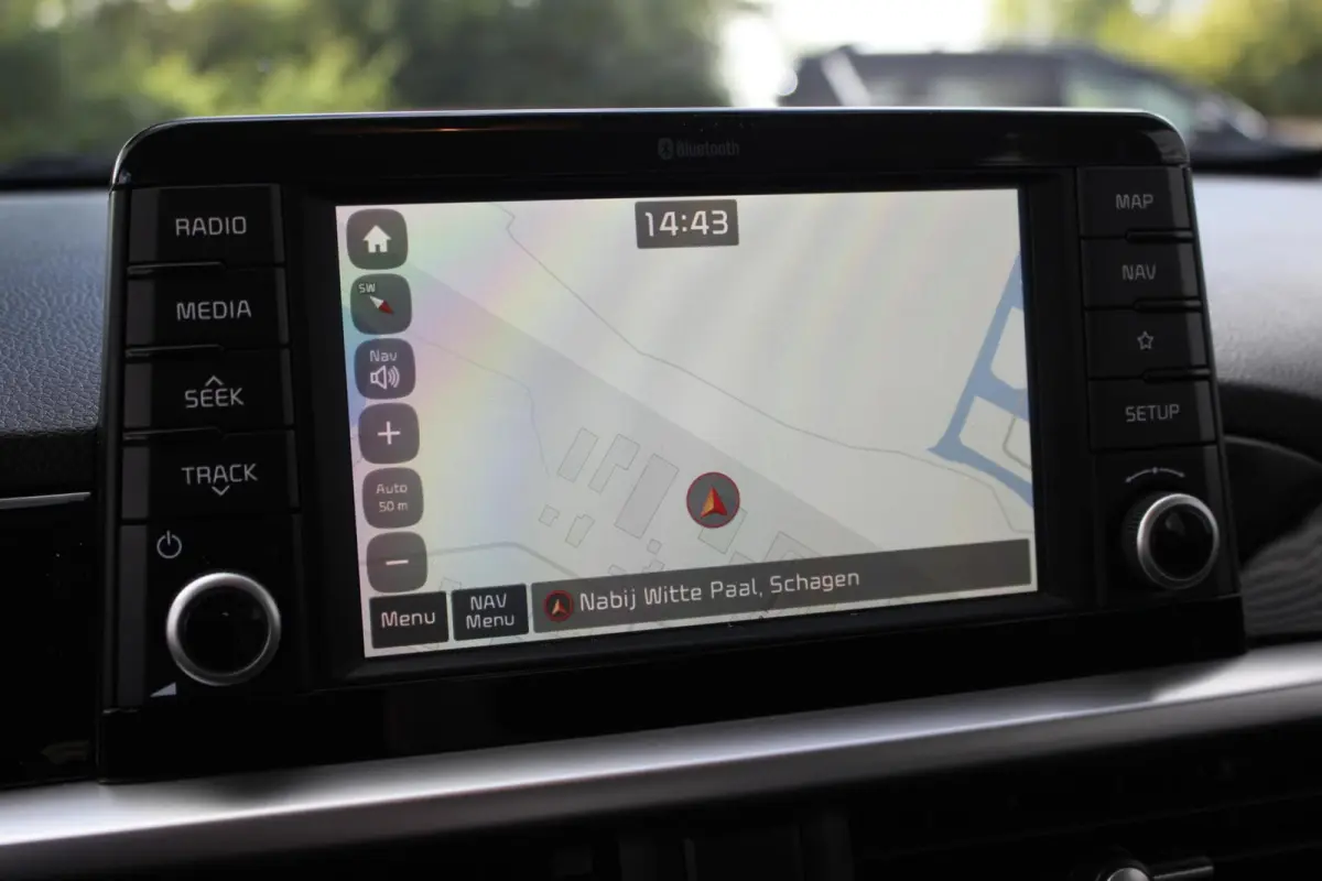 1.0 MPi DynamicLine // Navi | Camera | CarPlay & Android Auto | Cruise control