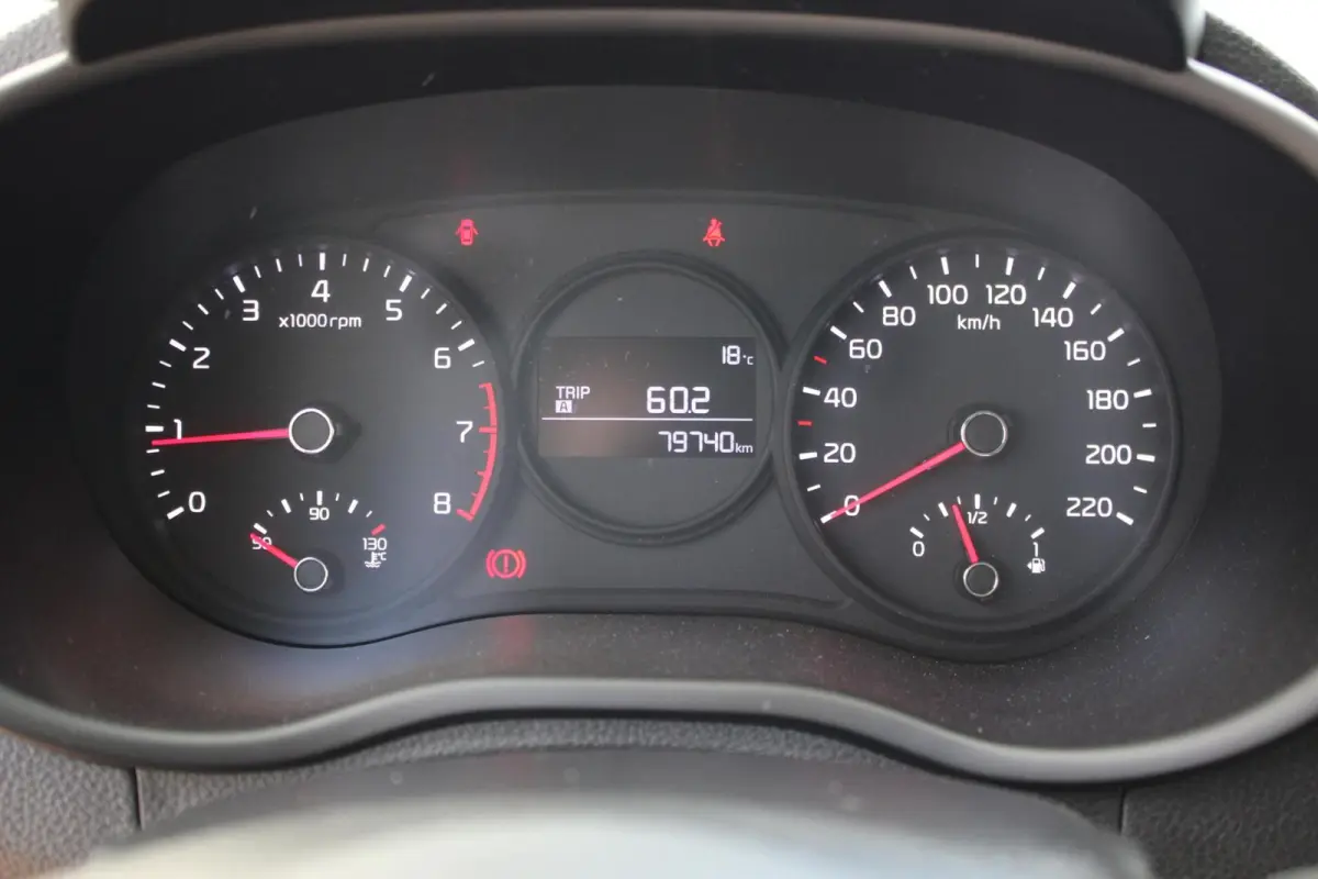 1.0 MPi DynamicLine // Navi | Camera | CarPlay & Android Auto | Cruise control