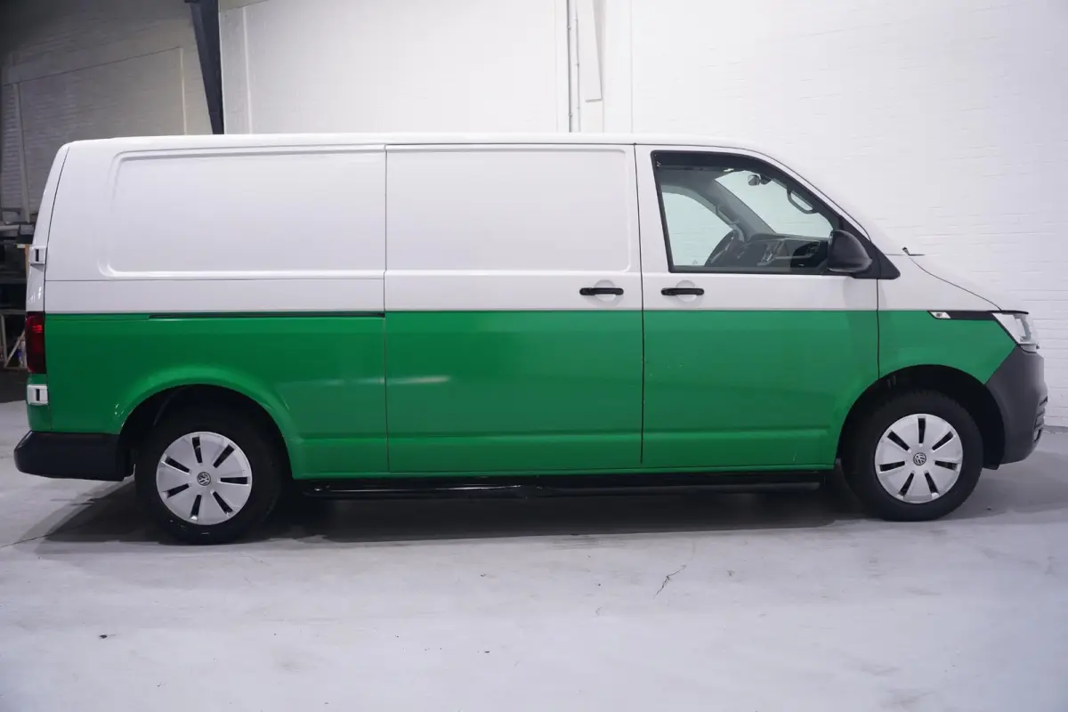 2.0 TDI 110 pk L2H1 Airco, Two Tone Groen / Wit Cruise Control, Trekhaak 2.200 kg, 2-Zits