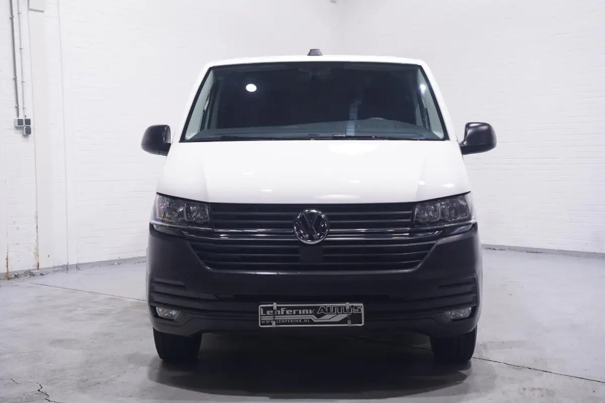 2.0 TDI 110 pk L2H1 Airco, Two Tone Groen / Wit Cruise Control, Trekhaak 2.200 kg, 2-Zits