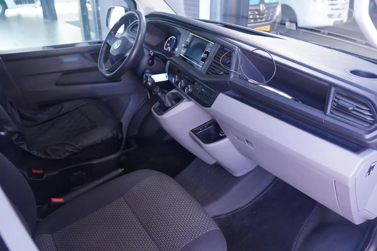2.0 TDI 110 pk L2H1 Airco, Two Tone Groen / Wit Cruise Control, Trekhaak 2.200 kg, 2-Zits