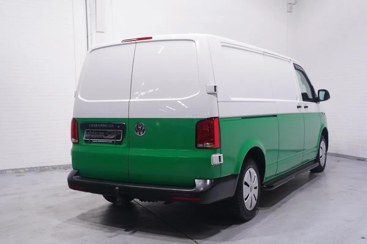 2.0 TDI 110 pk L2H1 Airco, Two Tone Groen / Wit Cruise Control, Trekhaak 2.200 kg, 2-Zits