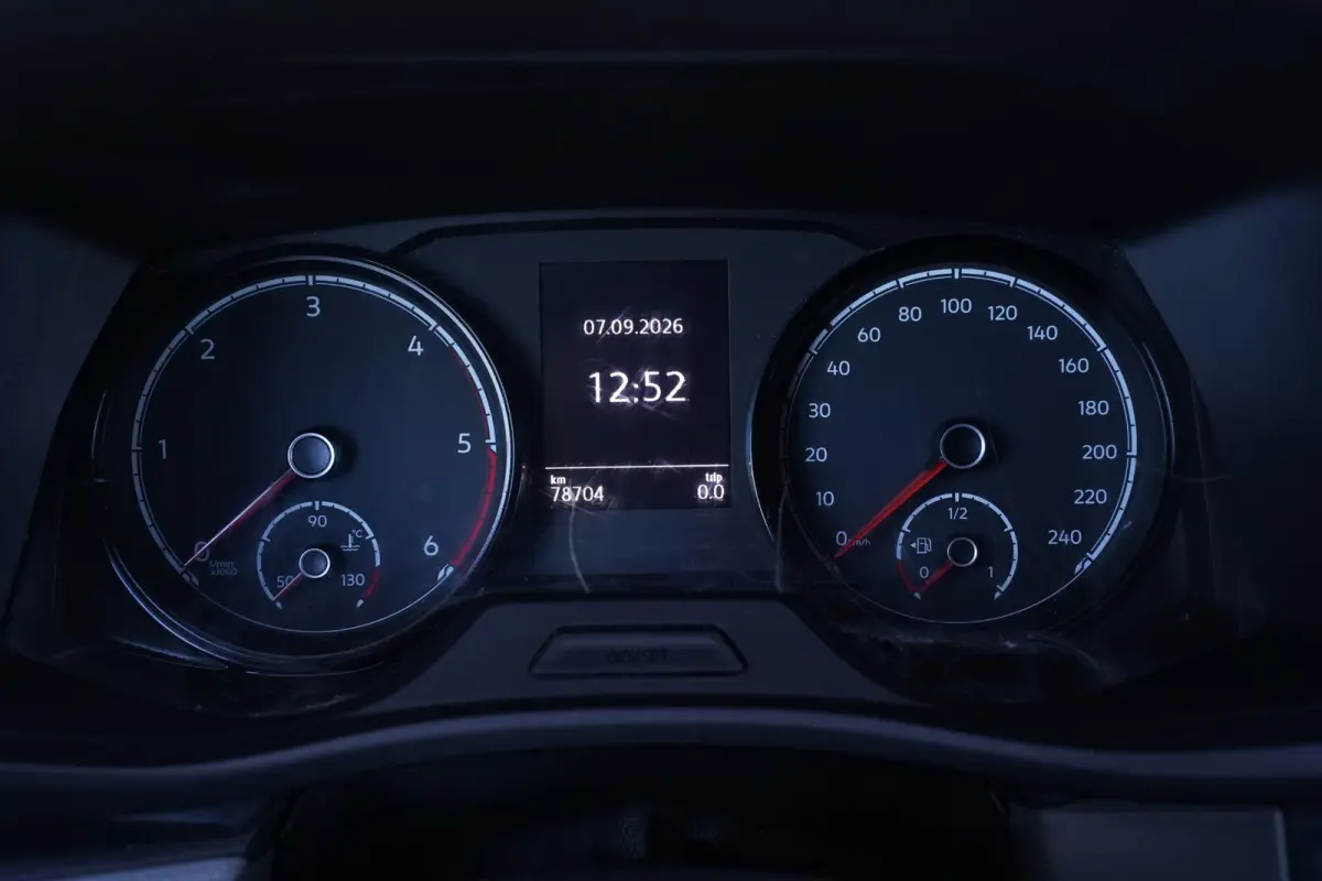 2.0 TDI 110 pk L2H1 Airco, Two Tone Groen / Wit Cruise Control, Trekhaak 2.200 kg, 2-Zits