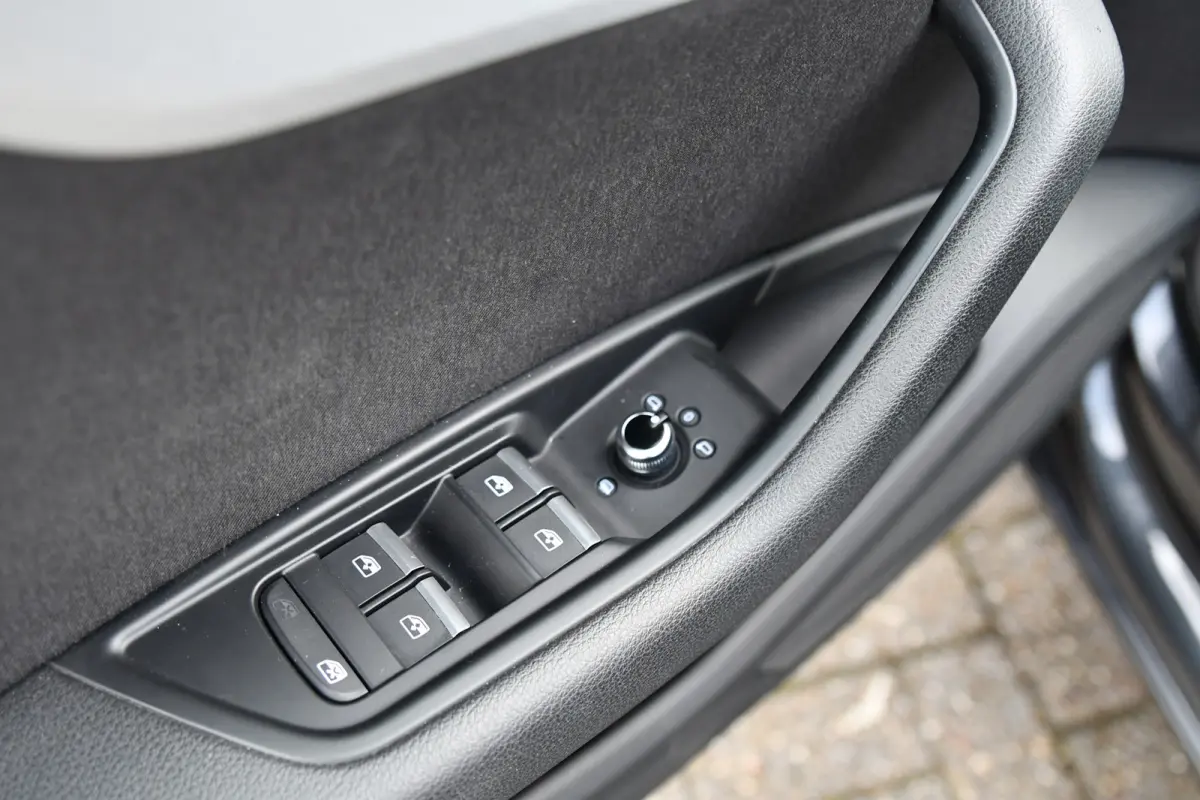 2.0 TFSI MHEV Design Pro Line Plus, Trekhaak, Virtual, Stoelverw, Cruise!