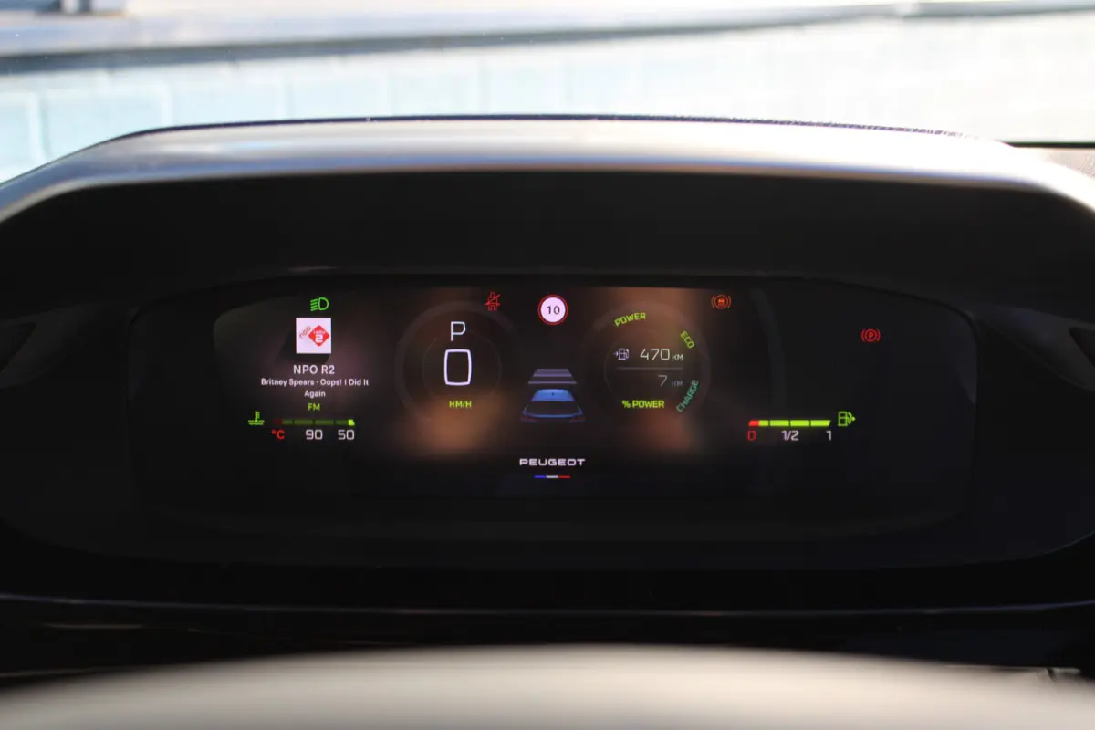 GT 1.2 Hybrid 145 Schuif/Kantel-dak | Focal Hi-Fi Systeem | Drive Assist Pack