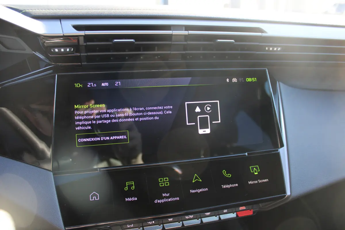 GT 1.2 Hybrid 145 Schuif/Kantel-dak | Focal Hi-Fi Systeem | Drive Assist Pack