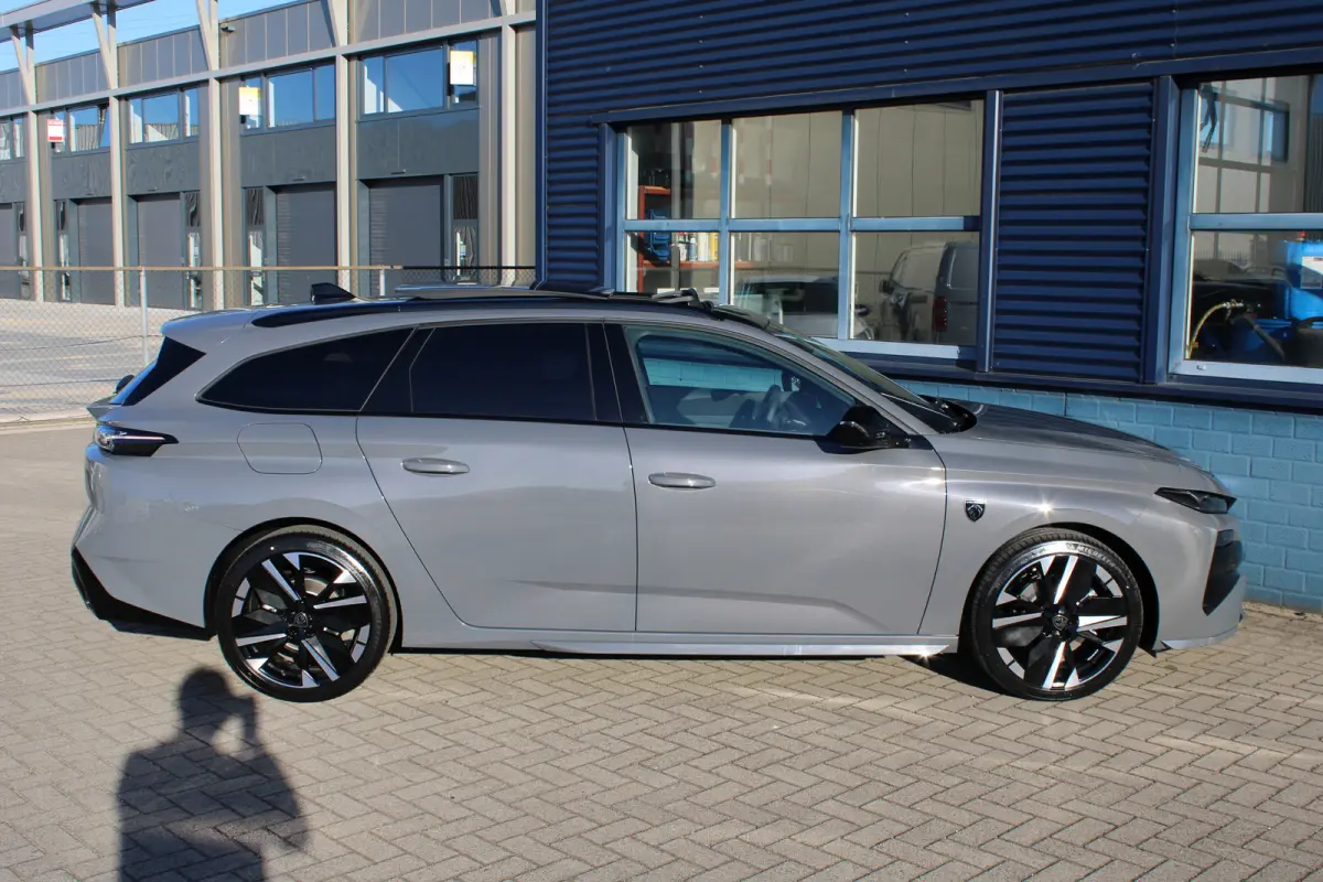 GT 1.2 Hybrid 145 Schuif/Kantel-dak | Focal Hi-Fi Systeem | Drive Assist Pack