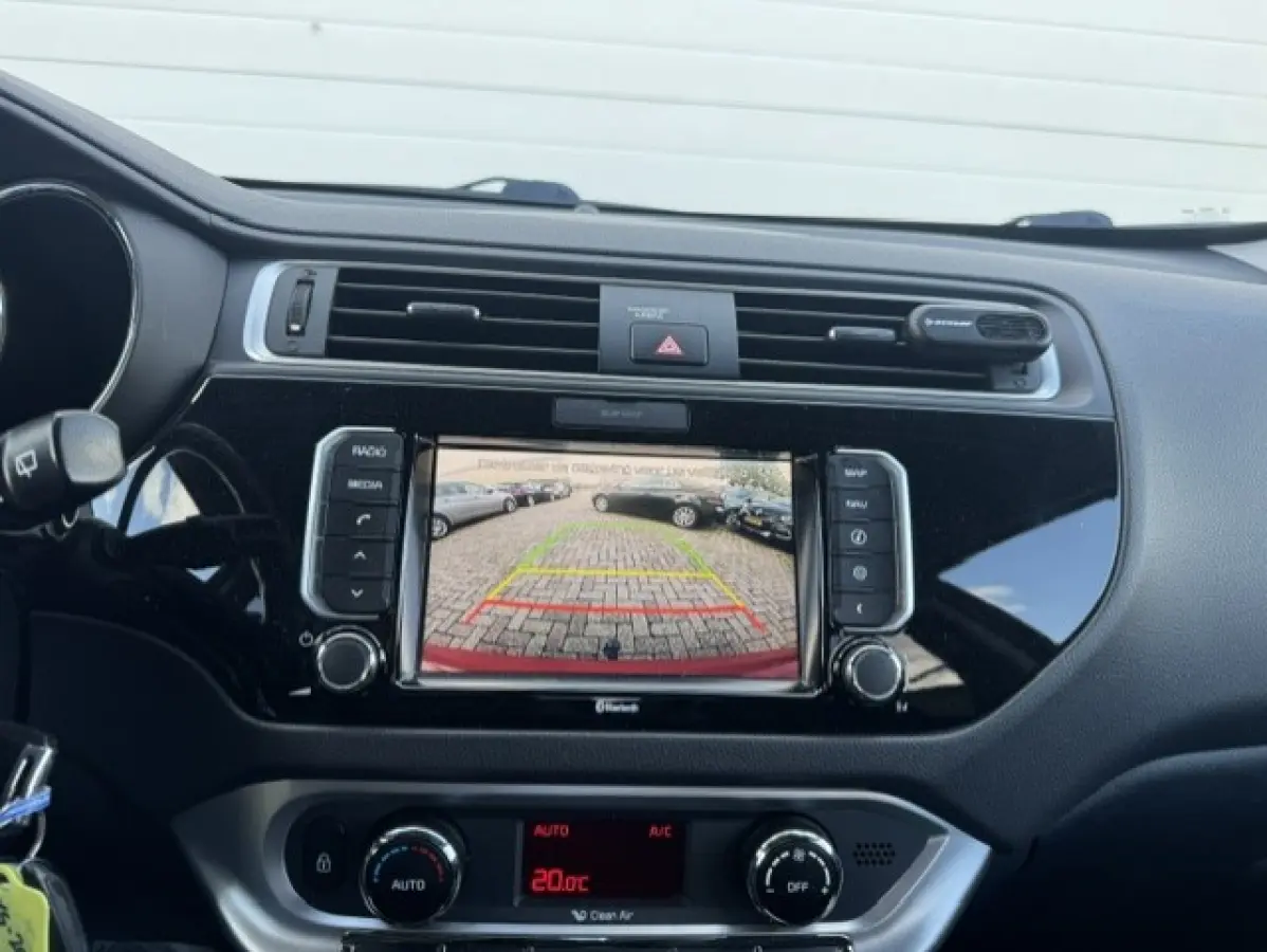 1.2 CVVT ExecutiveLine -Trekhaak LED-Navi-Camera-NAP