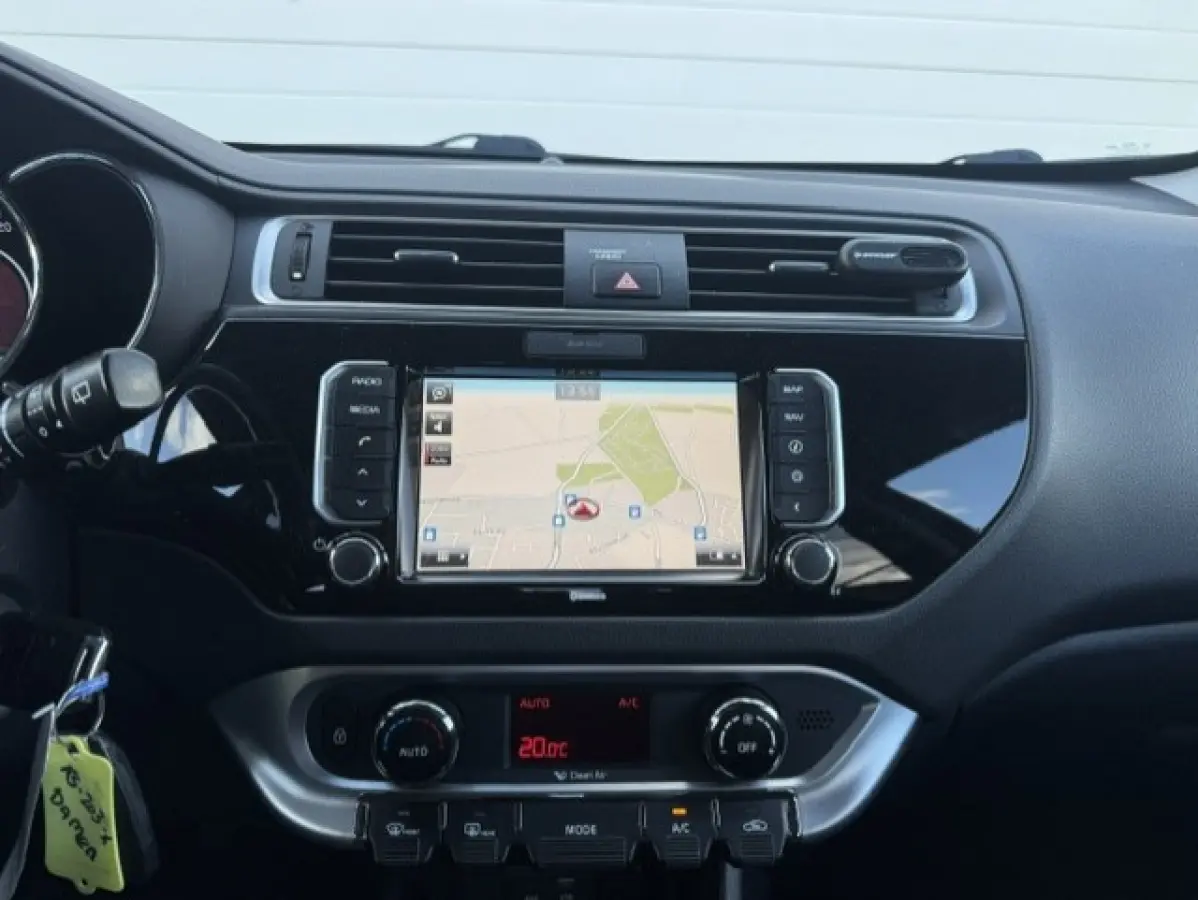 1.2 CVVT ExecutiveLine -Trekhaak LED-Navi-Camera-NAP