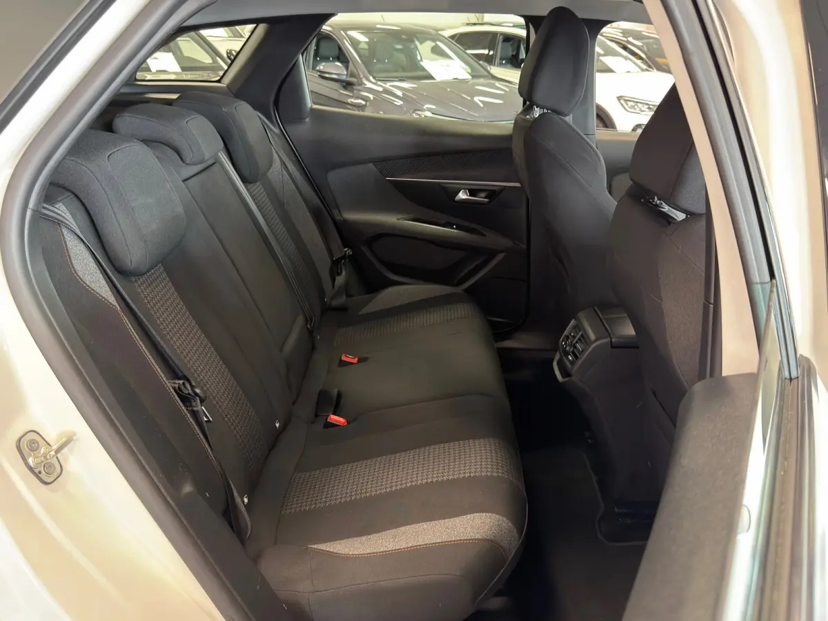 1.2 PureTech|NAVIGATIE|CRUISE|ECC AIRCO|