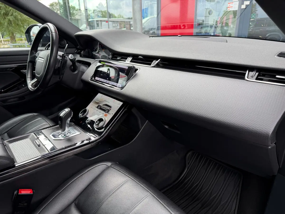 2.0 P200 AWD R-Dynamic Full Spec