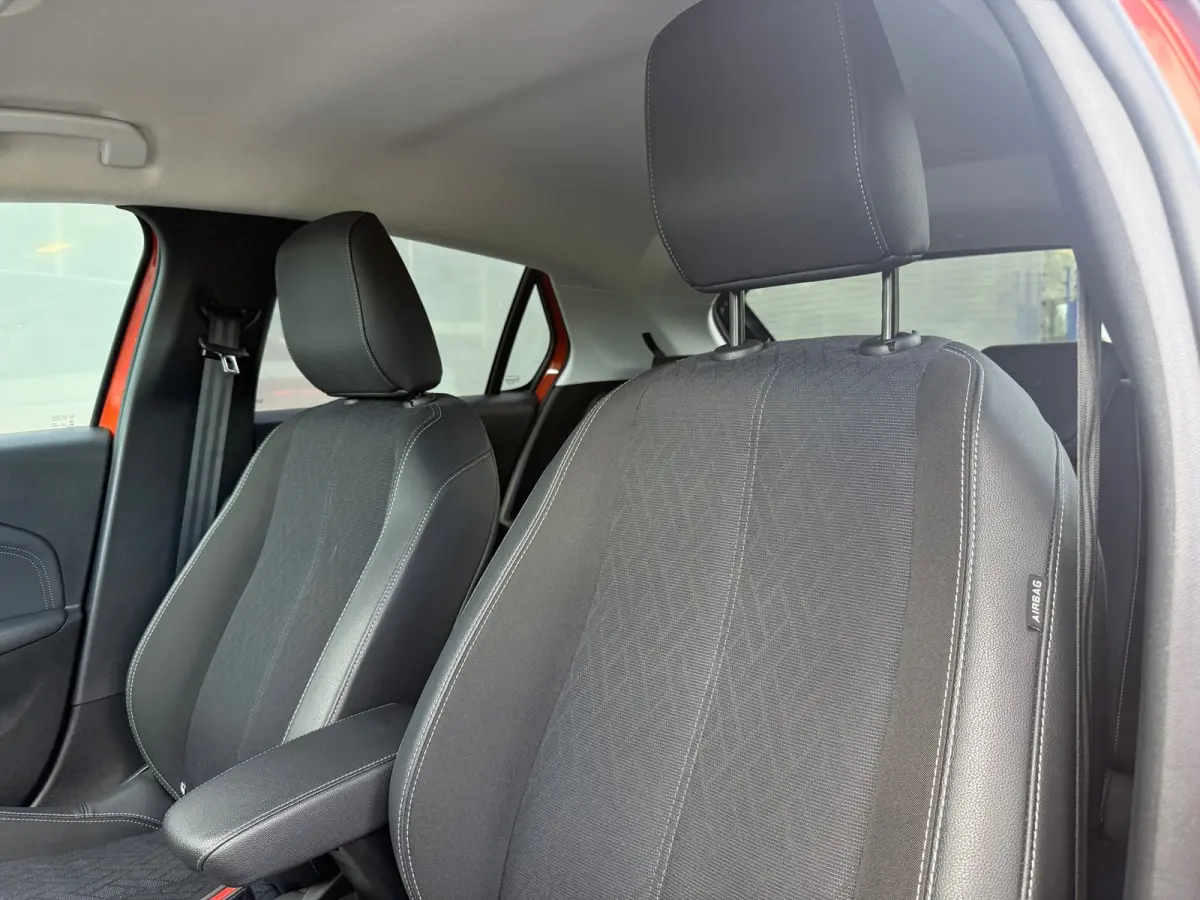 1.2 101pk Automaat Elegance Carplay|Camera|PDC|Stoelverwarming