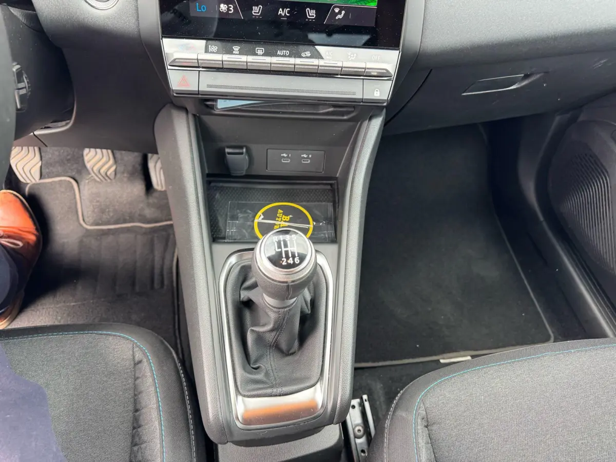 1.0 MPI Turbo Intense | Trekhaak | Apple CarPlay | Achteruitrijcamera |