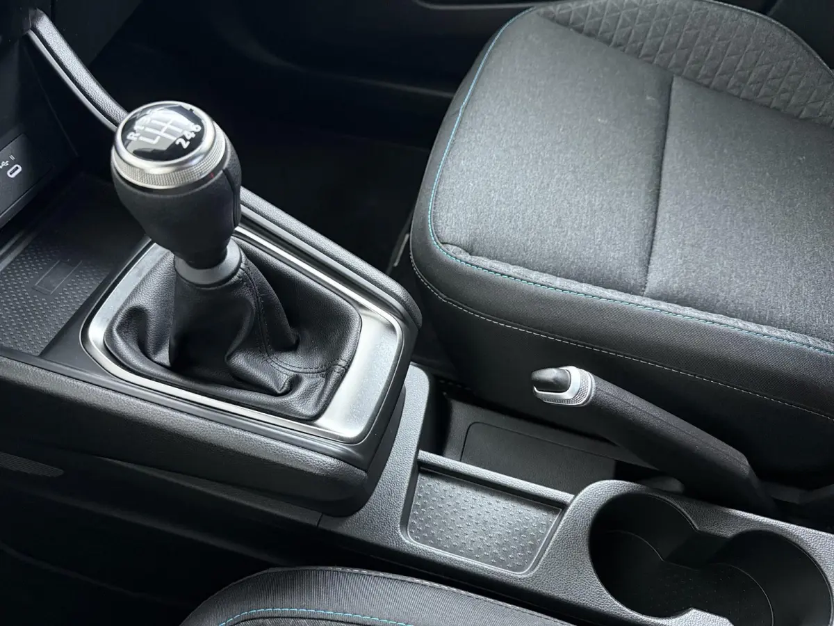 1.0 MPI Turbo Intense | Trekhaak | Apple CarPlay | Achteruitrijcamera |