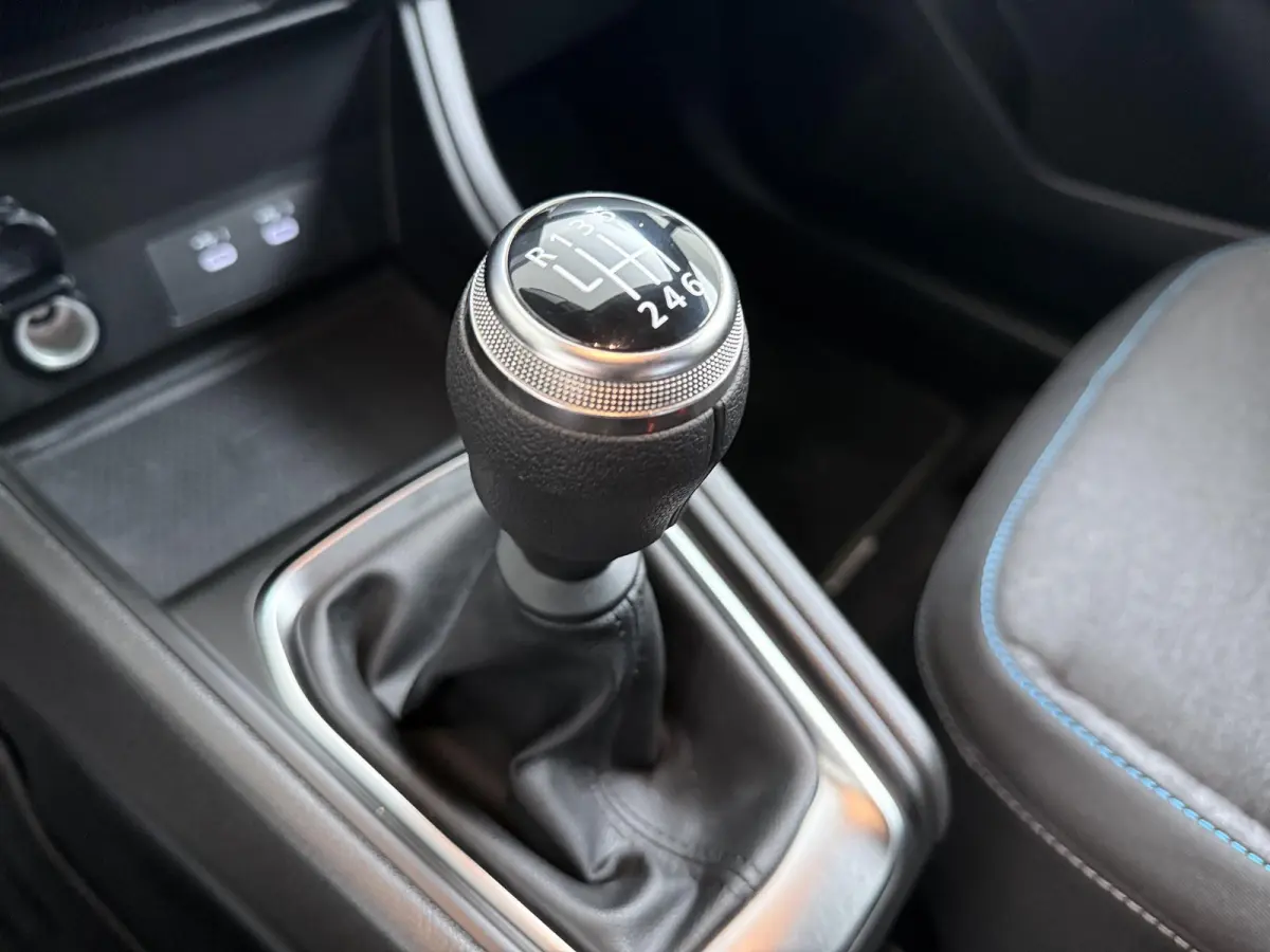 1.0 MPI Turbo Intense | Trekhaak | Apple CarPlay | Achteruitrijcamera |