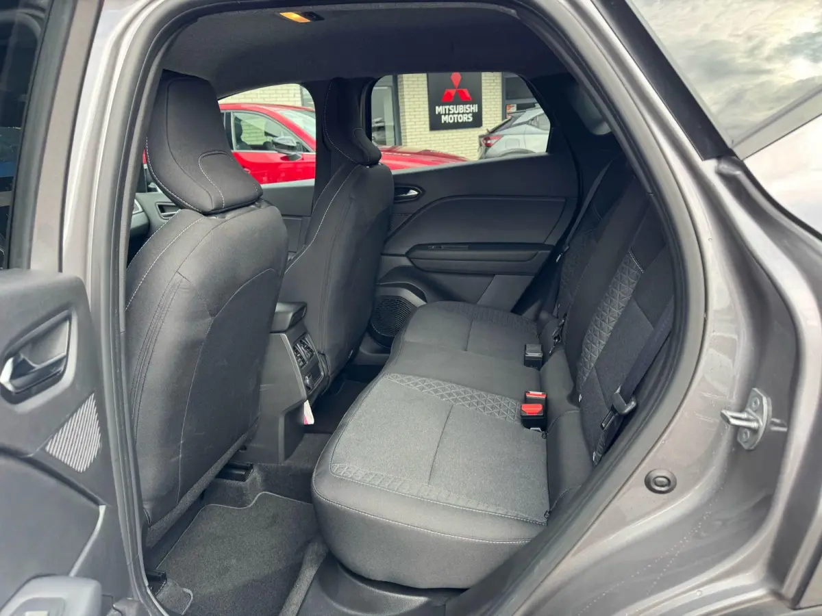 1.0 MPI Turbo Intense | Trekhaak | Apple CarPlay | Achteruitrijcamera |
