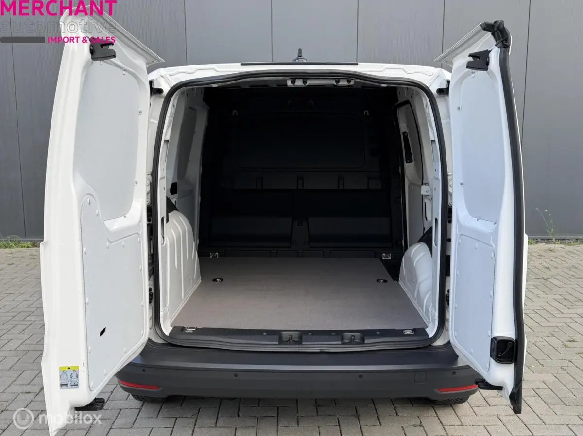 Cargo|ACC|Handgeschakeld |102PK 2.0 TDI|