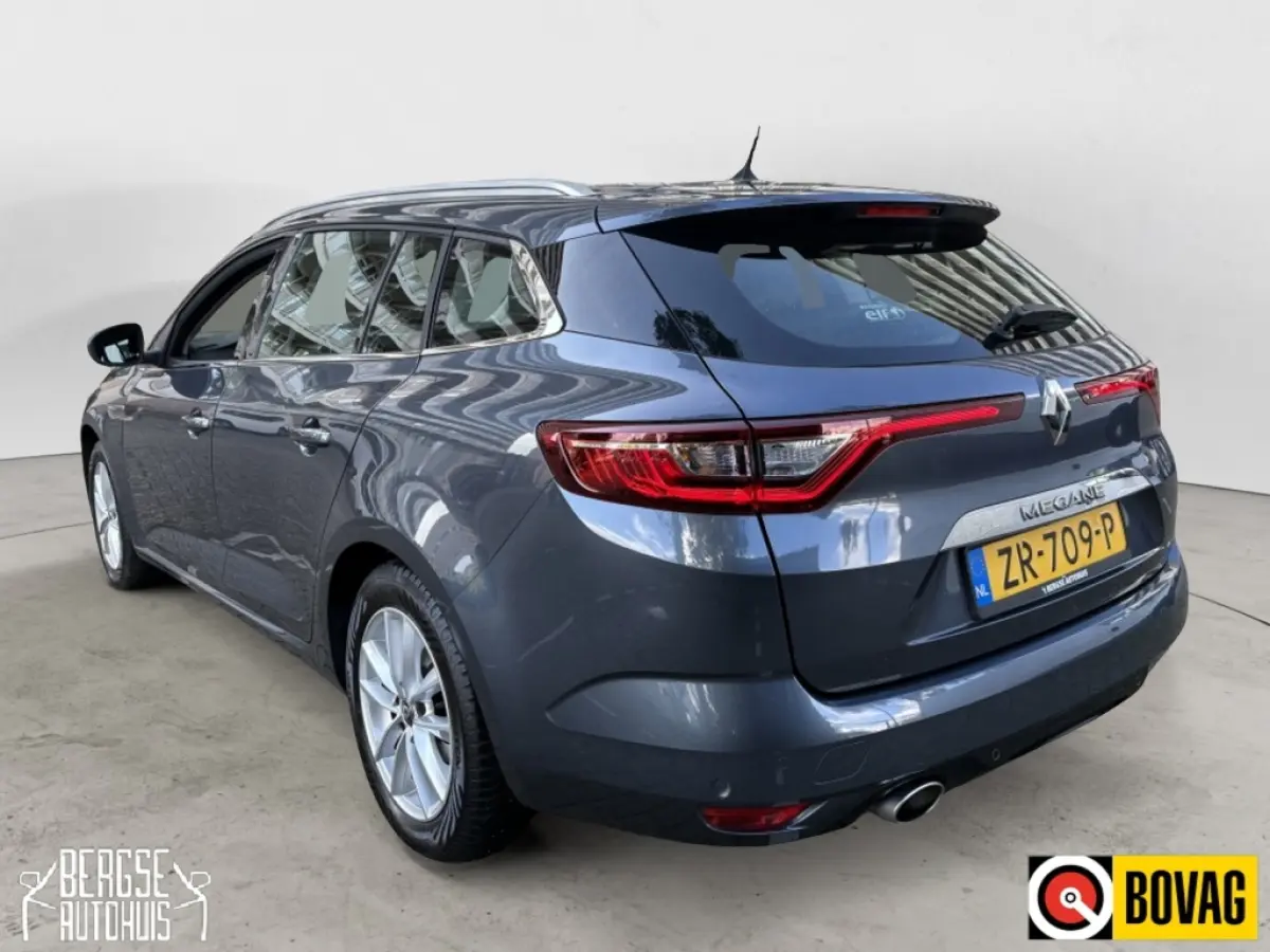 1.5 dCi Bose Navi Led Camera Keyless