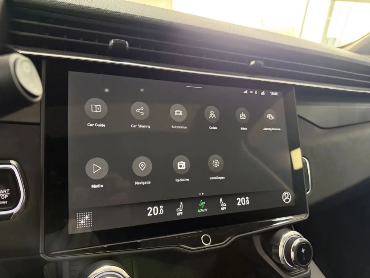 1.5 Plug-in Hybrid 261PK BLACK EDITION 360 VOL