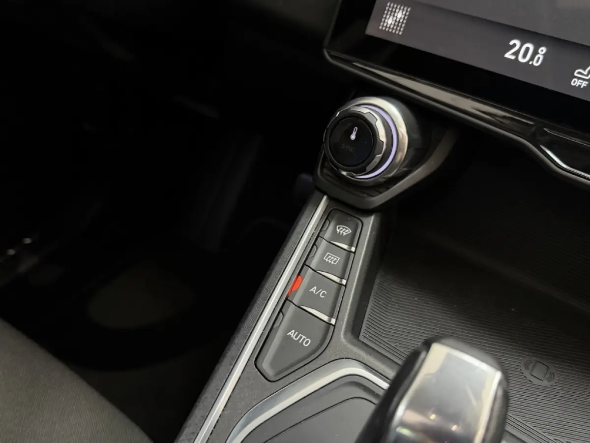 1.5 Plug-in Hybrid 261PK BLACK EDITION 360 VOL