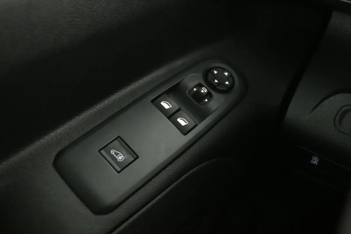 1.2 Turbo 111PK | Benzine | Airco | Cruise | 3 Zits | Stoelverwarming | Parkeersens.
