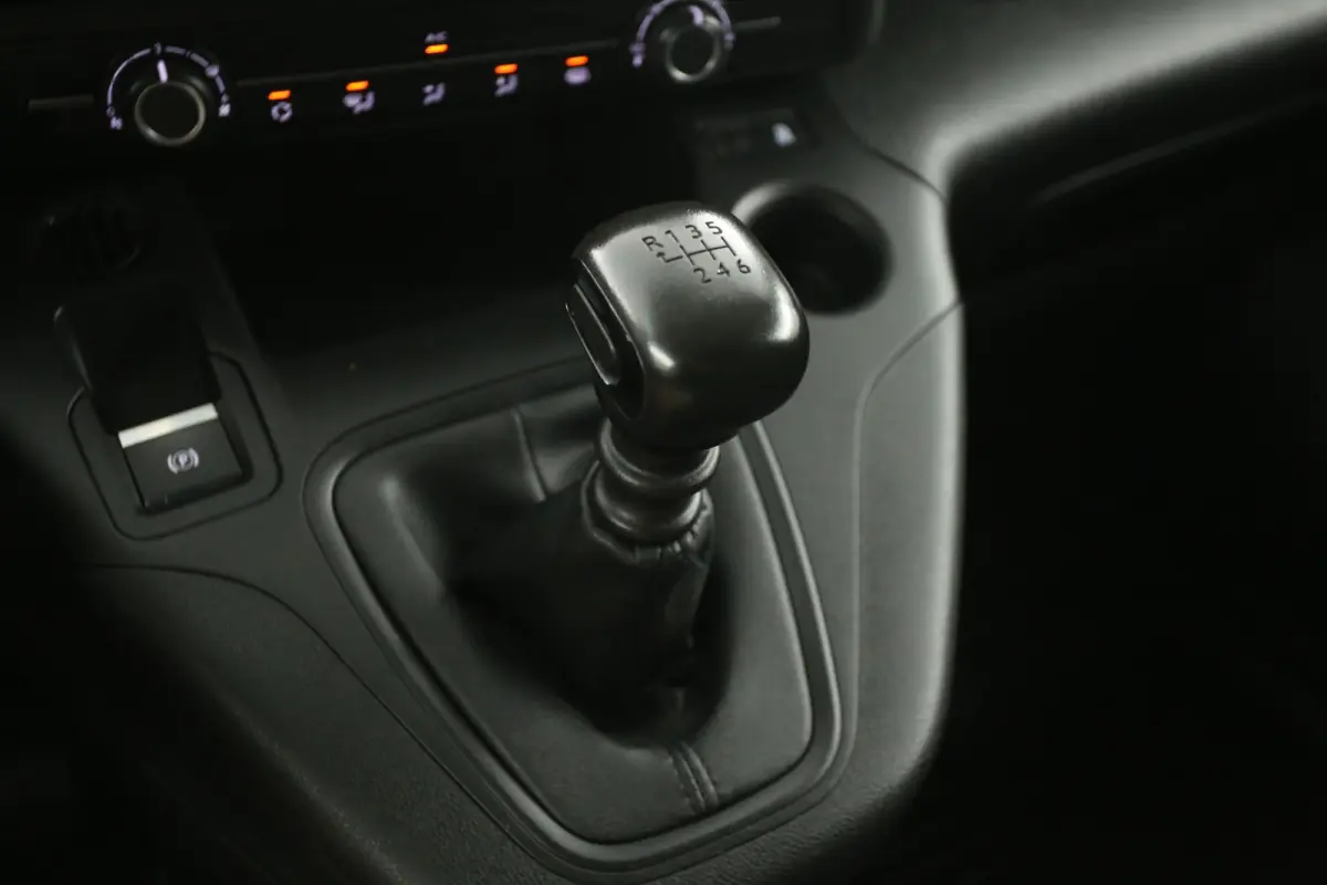 1.2 Turbo 111PK | Benzine | Airco | Cruise | 3 Zits | Stoelverwarming | Parkeersens.