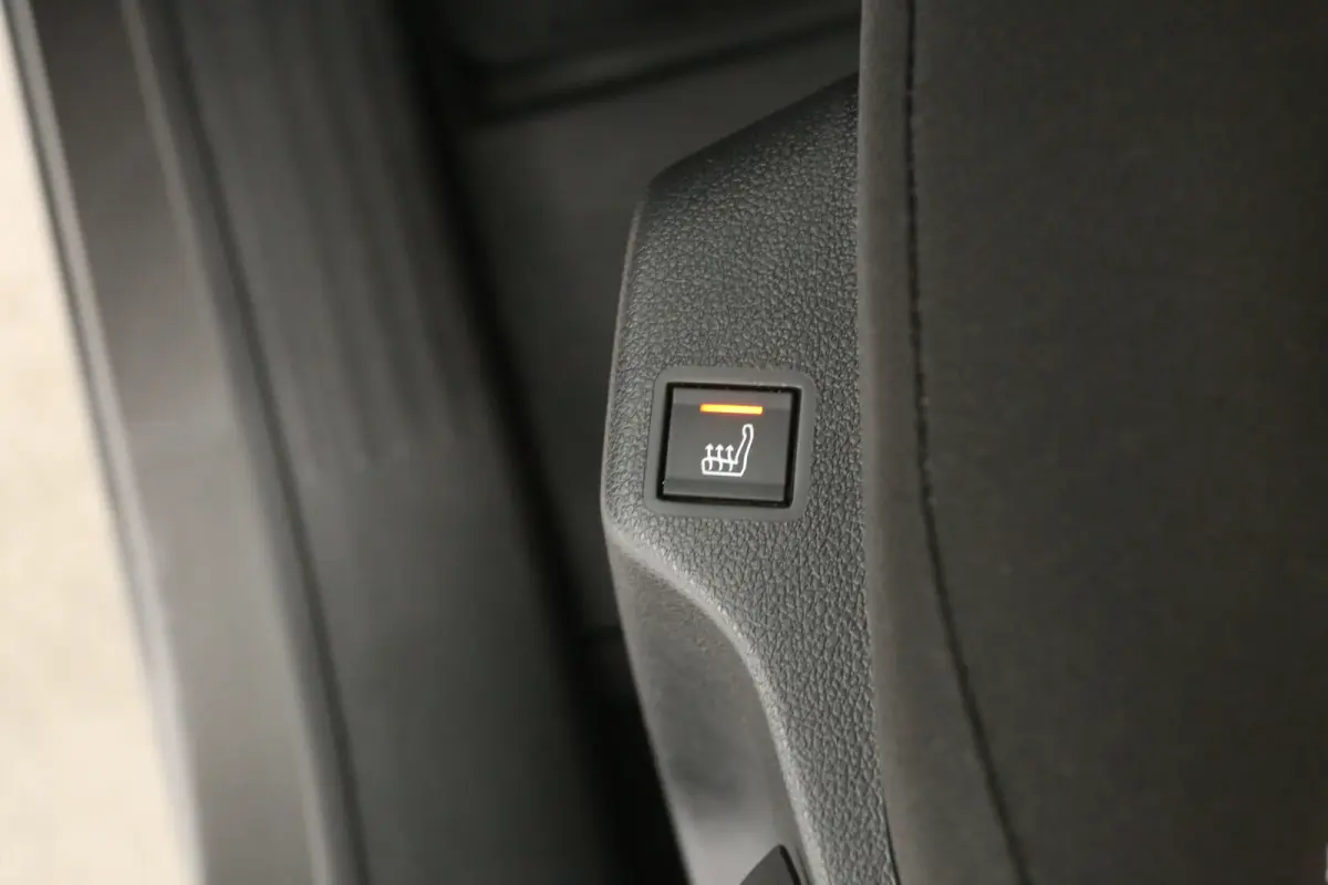 1.2 Turbo 111PK | Benzine | Airco | Cruise | 3 Zits | Stoelverwarming | Parkeersens.