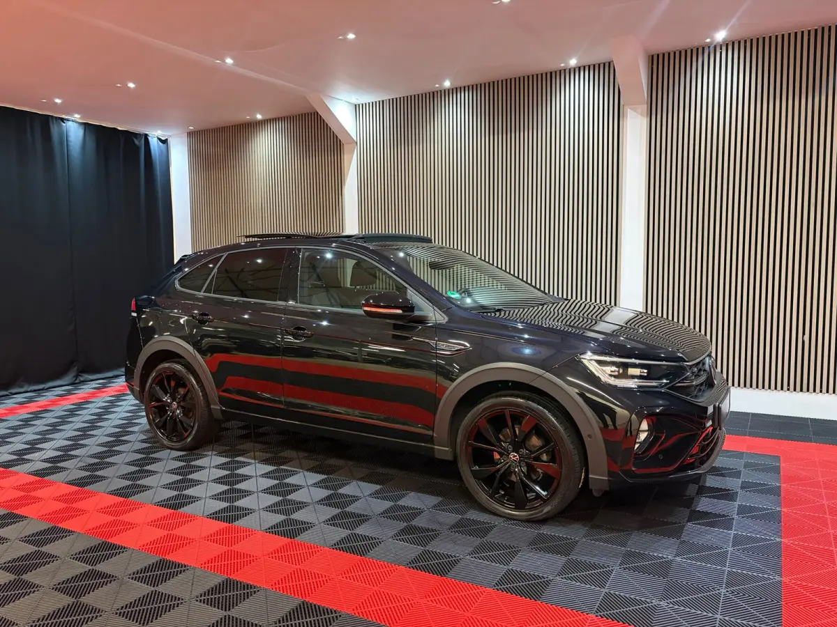1.0 TSI R-Line Business Pano Navi Led IQ Lights Camera