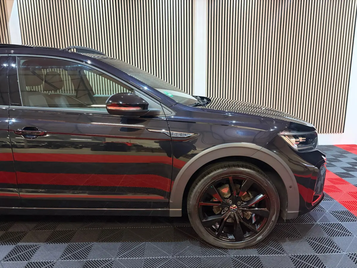 1.0 TSI R-Line Business Pano Navi Led IQ Lights Camera