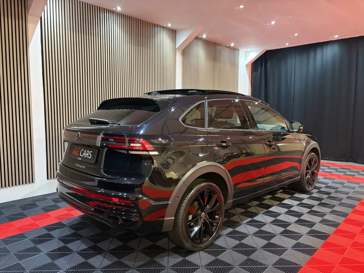 1.0 TSI R-Line Business Pano Navi Led IQ Lights Camera