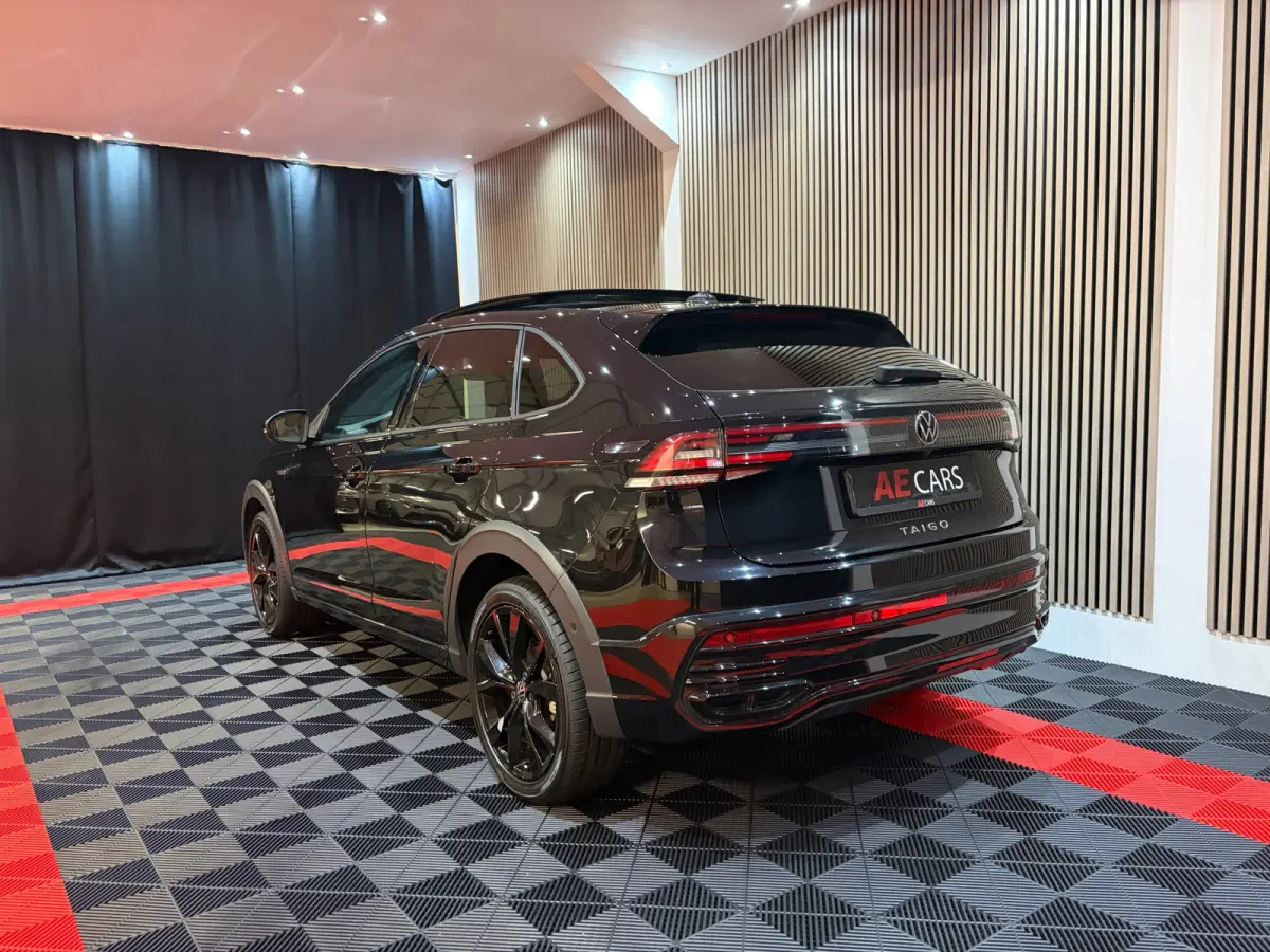 1.0 TSI R-Line Business Pano Navi Led IQ Lights Camera