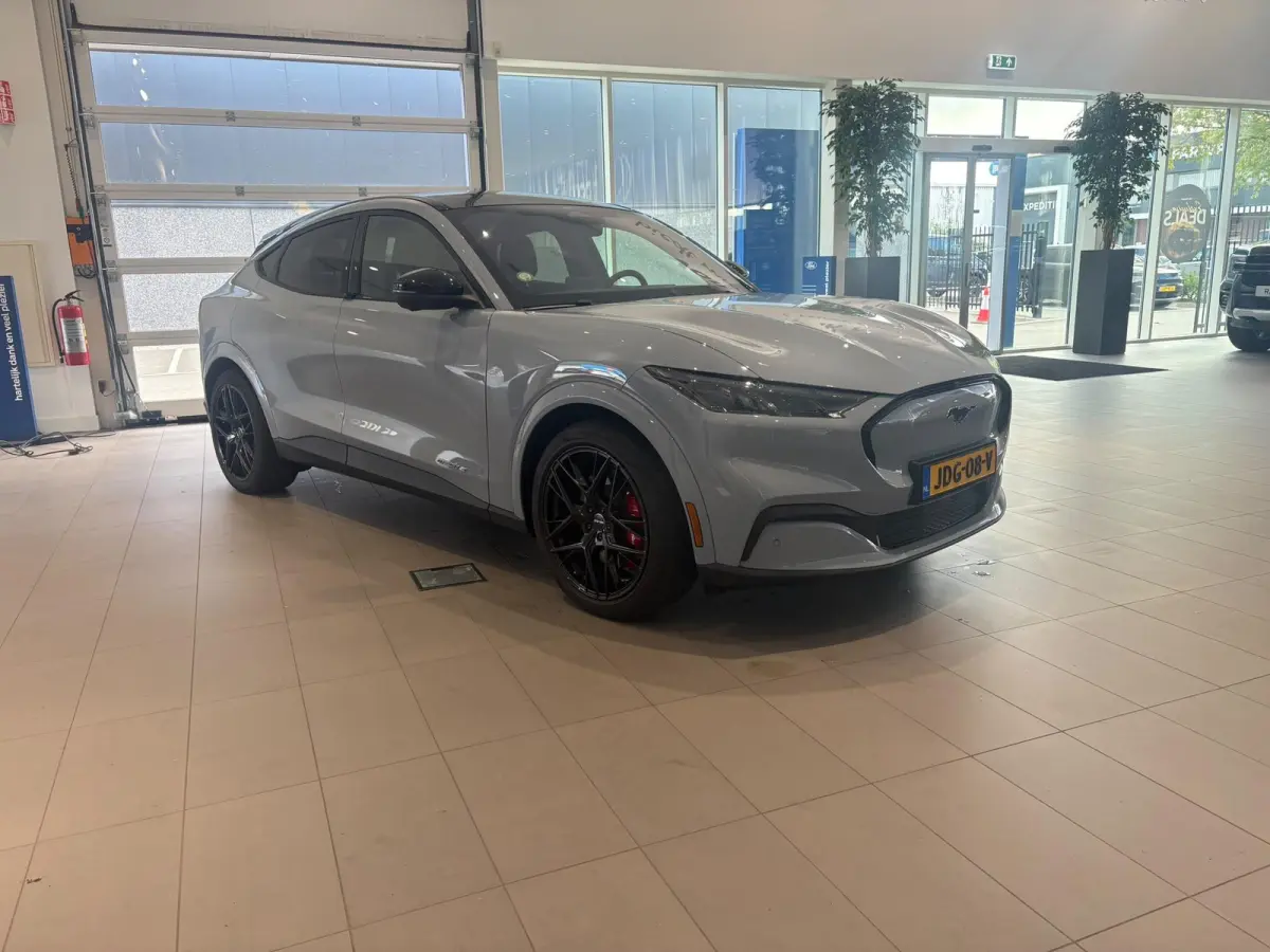 Extended Premium RWD 88 kWh TECHNOLOGY PACK | PANORAMA DAK | ADAPTIVE CRUISE