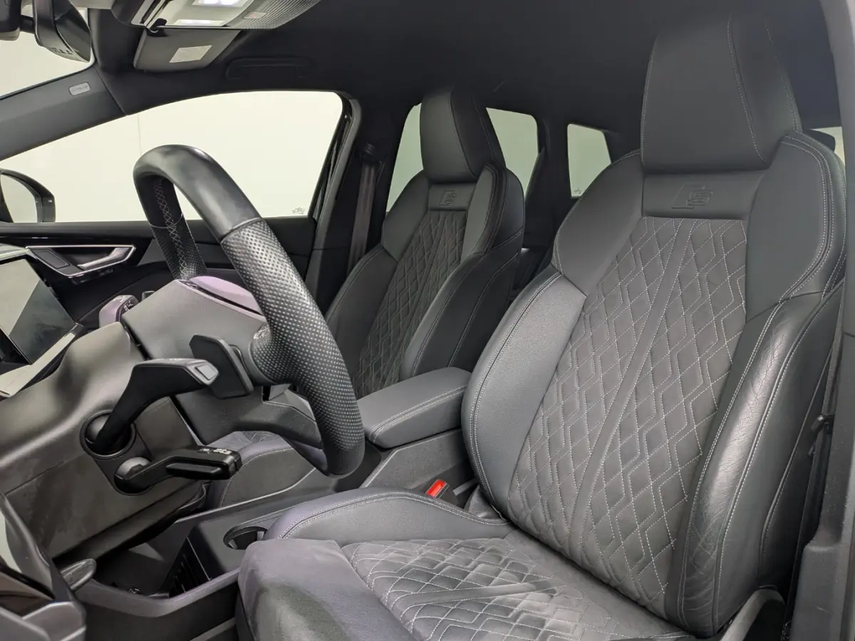 40 Launch edition S-Line Competition 77 kWh | SOH 94% | Adap. Cruise | Sonos o | Apple Carplay | Stoelverwarming