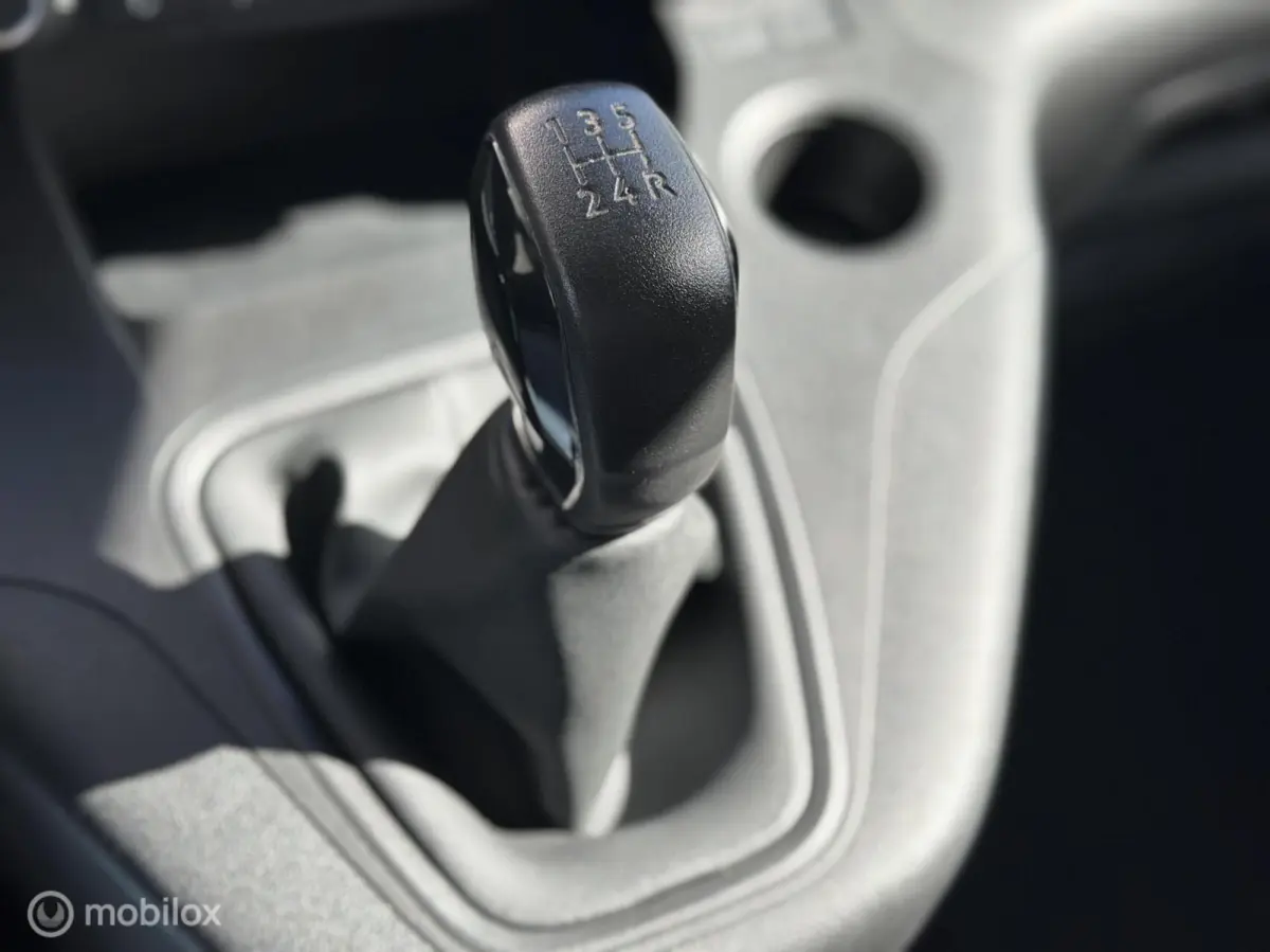 1.5D L1H1 Edition | CarPlay | Navi | Cruise | PDC