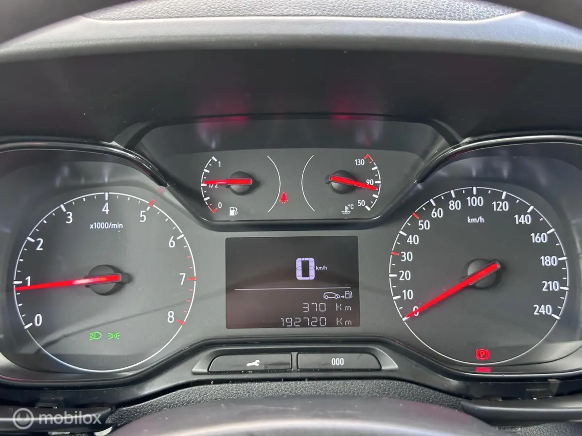 1.5D L1H1 Edition | CarPlay | Navi | Cruise | PDC