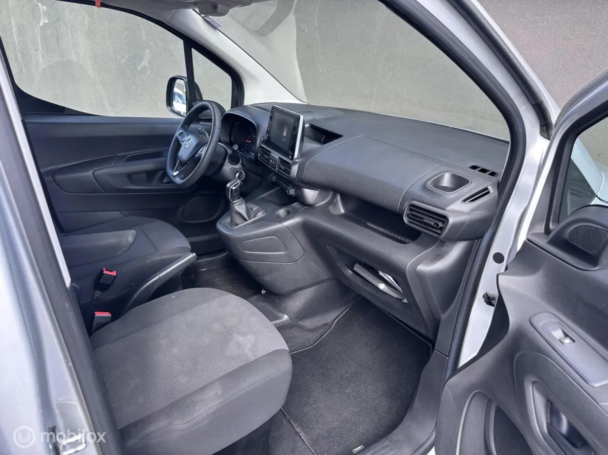 1.5D L1H1 Edition | CarPlay | Navi | Cruise | PDC