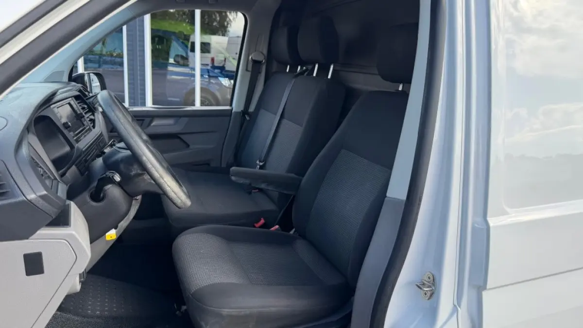 2.0 TDI 81KW 110PK L2H1 EURO 6 AIRCO/ CRUISE CONTROL/ TREKHAAK/ RVS IMPERIAAL/ 100% DEALERONDERHOUDEN