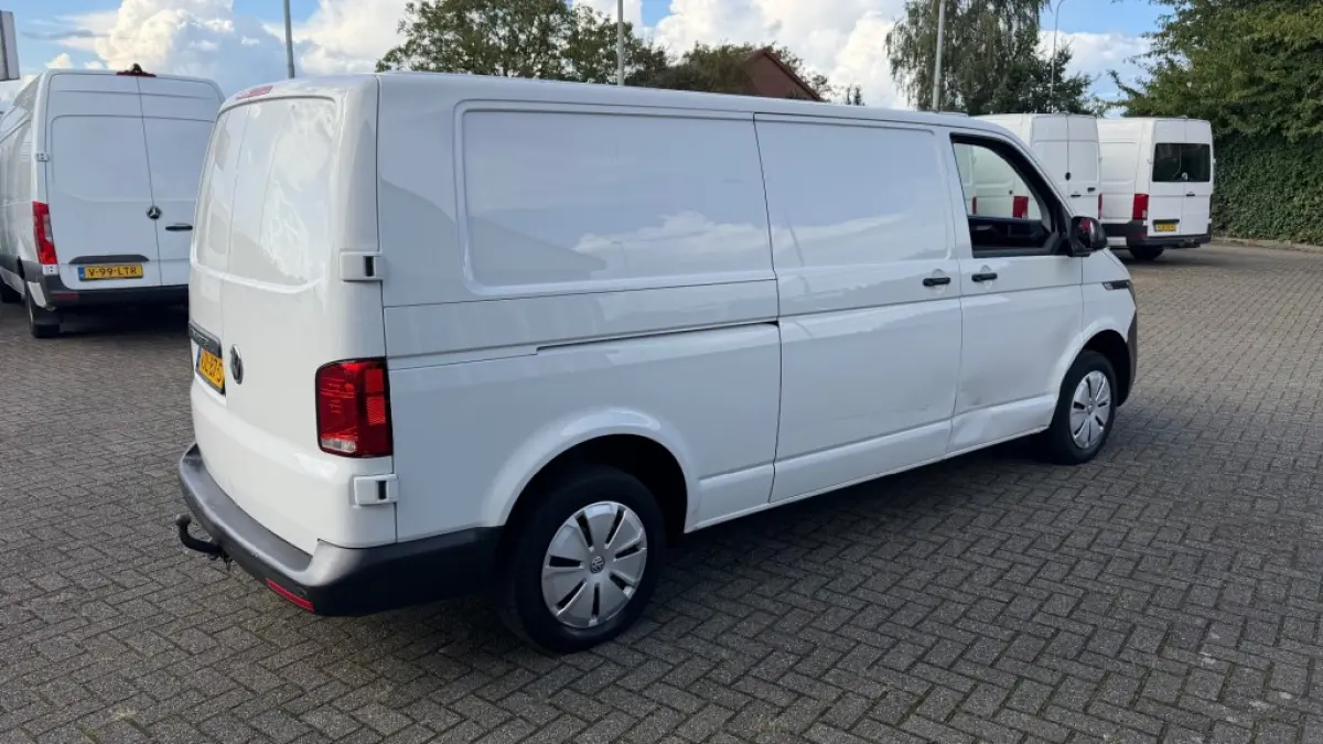 2.0 TDI 81KW 110PK L2H1 EURO 6 AIRCO/ CRUISE CONTROL/ TREKHAAK/ RVS IMPERIAAL/ 100% DEALERONDERHOUDEN