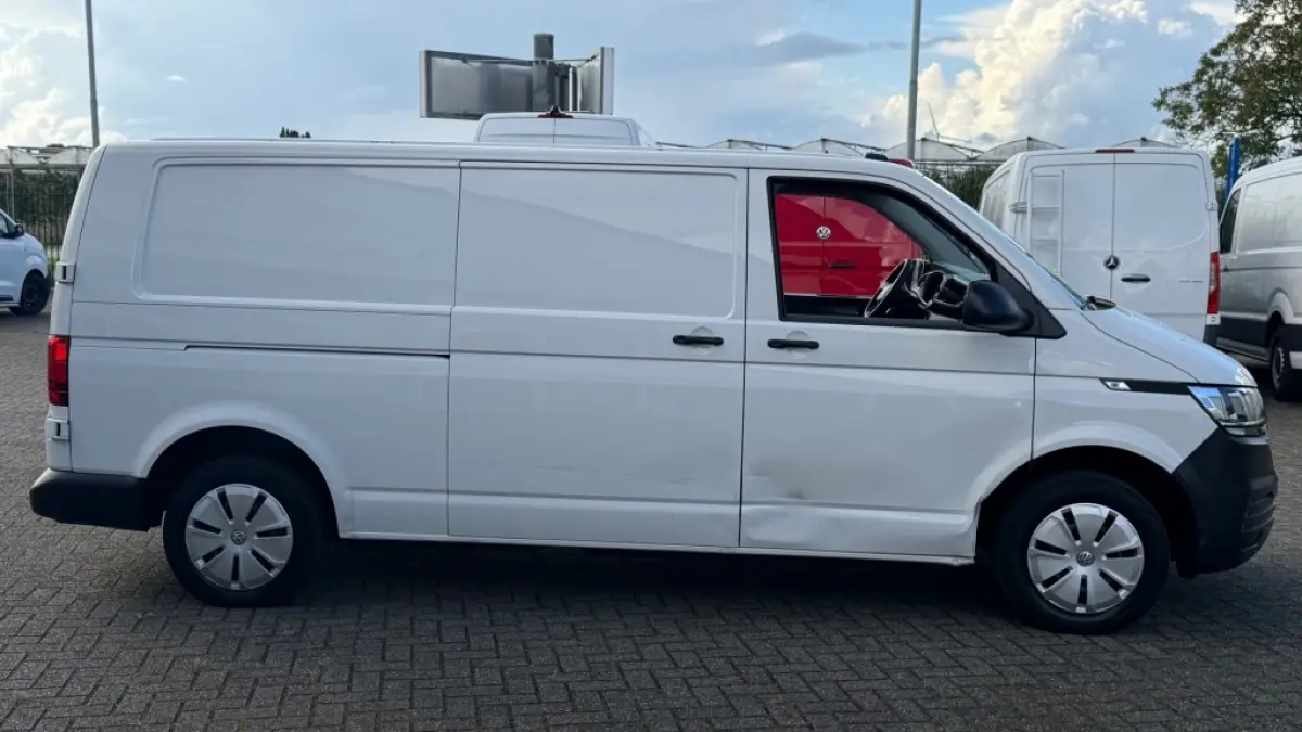 2.0 TDI 81KW 110PK L2H1 EURO 6 AIRCO/ CRUISE CONTROL/ TREKHAAK/ RVS IMPERIAAL/ 100% DEALERONDERHOUDEN