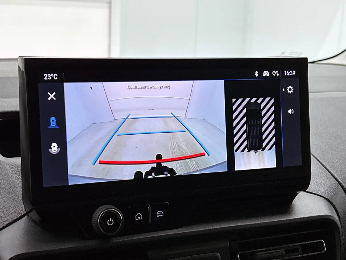 1.5 BlueHDi 130PK L2 Automaat Apple Carplay / Android Auto Navigatie Trekhaak Airco Camera Cruise Control Parkeersensoren V+A DAB