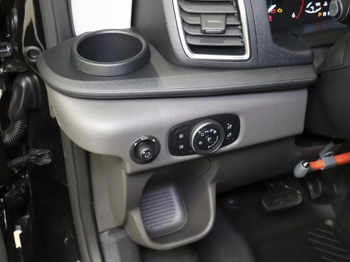 290 2.0 TDCI L2H2 Trend Airco Bluetooth Camera  Cruise Control