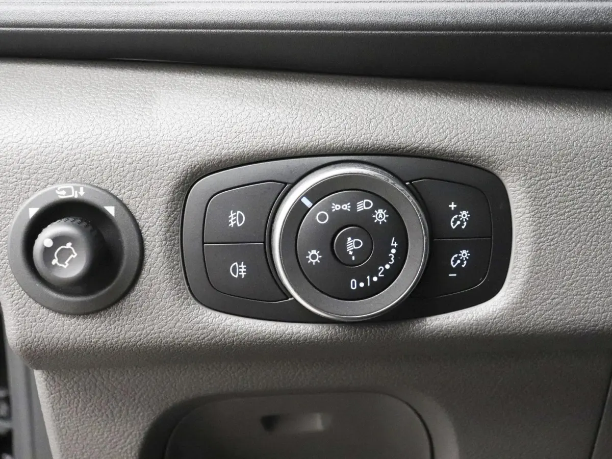 290 2.0 TDCI L2H2 Trend Airco Bluetooth Camera  Cruise Control