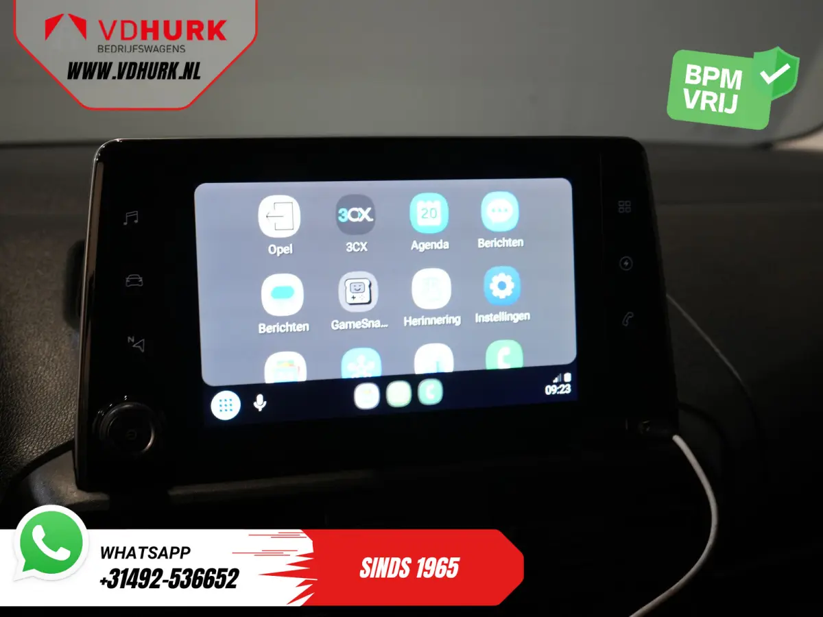 50kWh 285 WLTP 3 Pers./ Standkachel/ Snellader/ Stoelverw./ Stuurverw./ Keyless/ Carplay/ Navi/ Camera/ PDC/ Cruise/ Airco